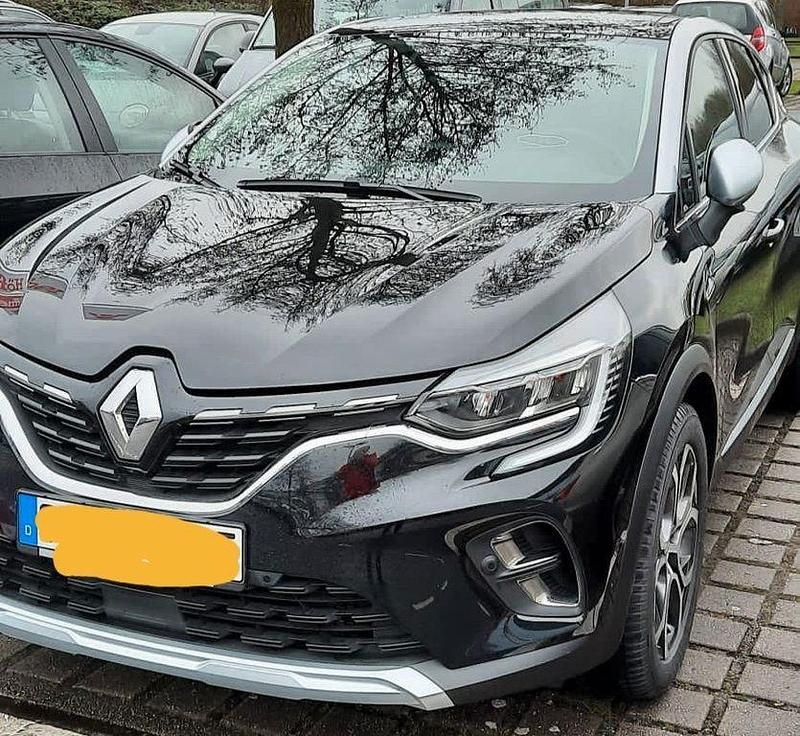Gebraucht Renault Captur Intens 158 PS (116 kW) 2020 Schwarz SUV
