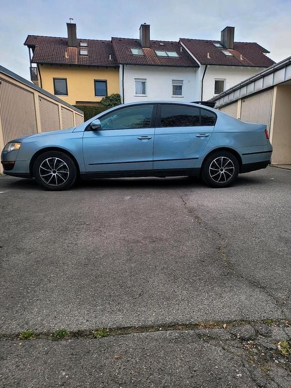 Usata VW Passat 102 CV (75 kW) 2007 Berlina