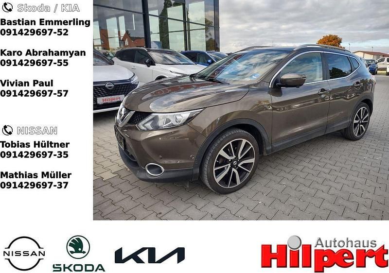 Bronze (metallic) Gebraucht 2014 Nissan Qashqai Tekna SUV | 11.990 € (Fairer Preis) - Bild 1/4