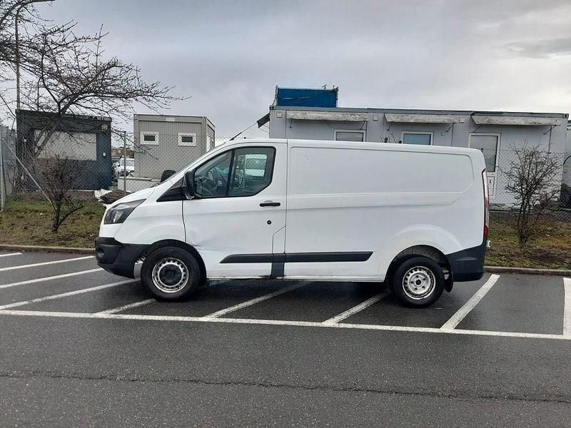 Second-hand Ford Transit 105 CP (77 kW) 2018 Alb Monovolum