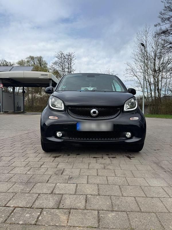 Schwarz Gebraucht 2015 Smart ForTwo Coupé Coupé | 8.000 € (Teuer) - Bild 1/4