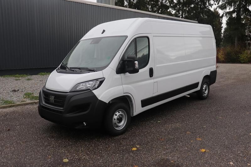 Ducato weiß (549) Gebraucht 2023 Fiat Ducato Van | 30.969 € (Guter Preis) - Bild 1/4