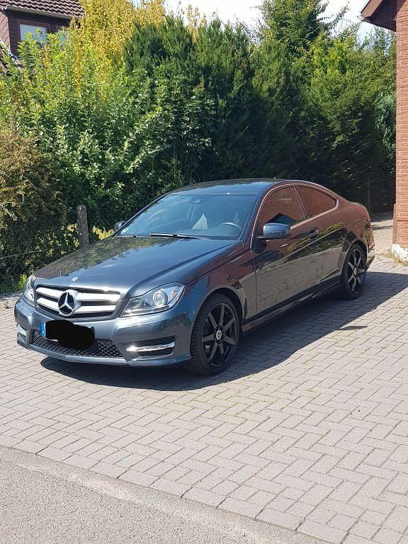 Second-hand Mercedes C250 204 CP (150 kW) 2013 Gri Coupe