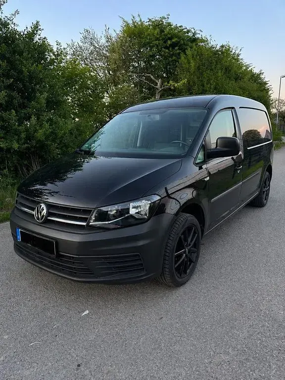 Gebraucht VW Caddy Maxi 102 PS (75 kW) 2016 Schwarz Van / Kleinbus