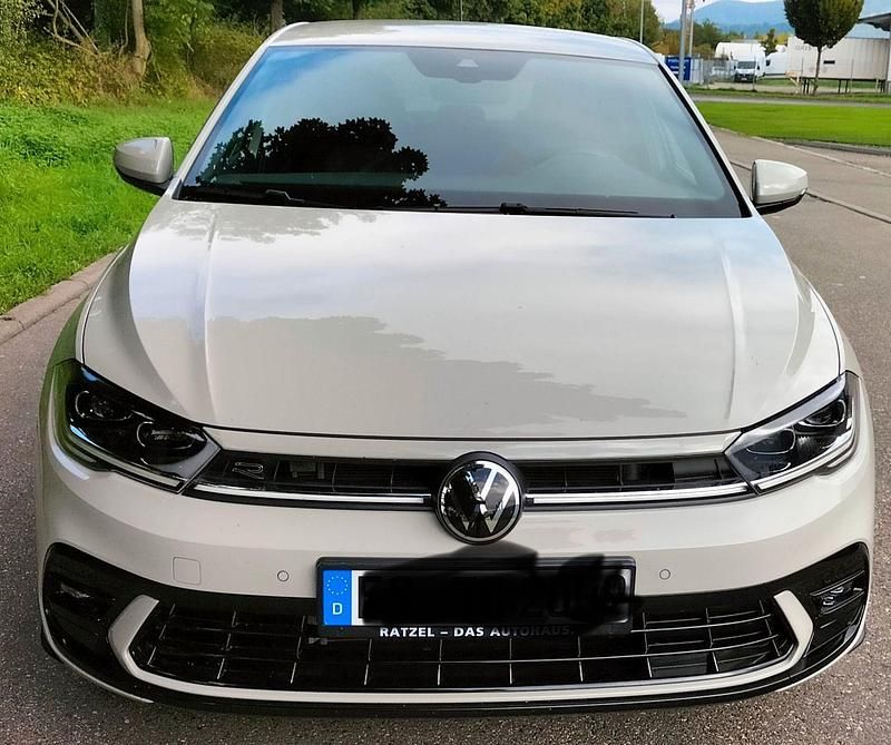 Beige Gebraucht 2023 VW Polo R-line Kleinwagen | 20.800 € (Fairer Preis) - Bild 1/4