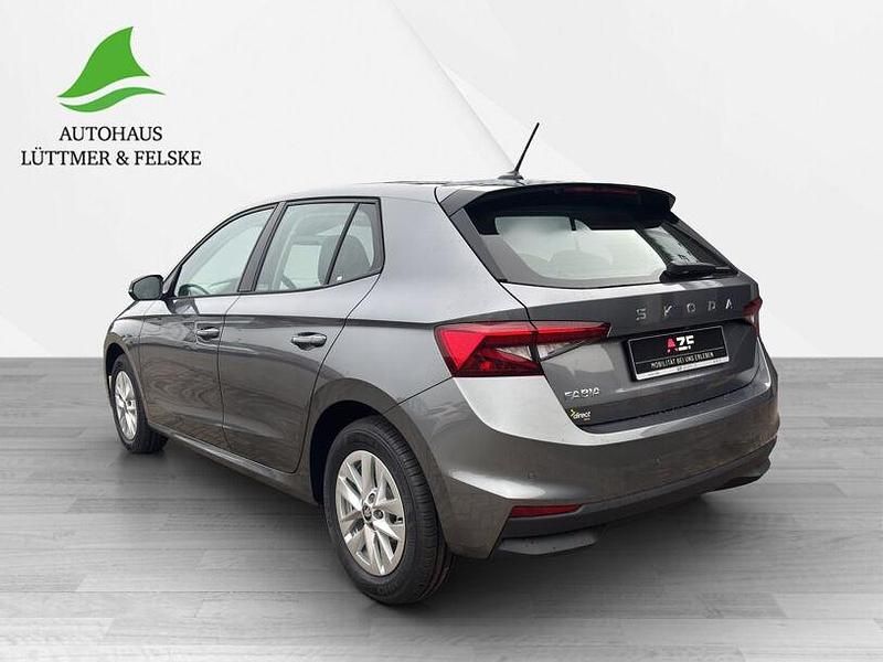 Gebraucht Skoda Fabia Selection 116 PS (85 kW) 2025 Grau Limousine