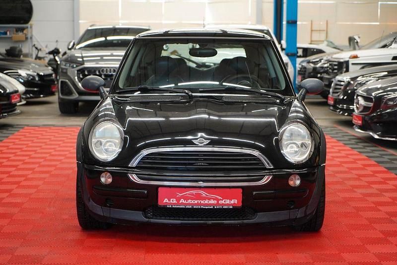 Gebraucht Mini ONE 90 PS (66 kW) 2004 Schwarz Kleinwagen