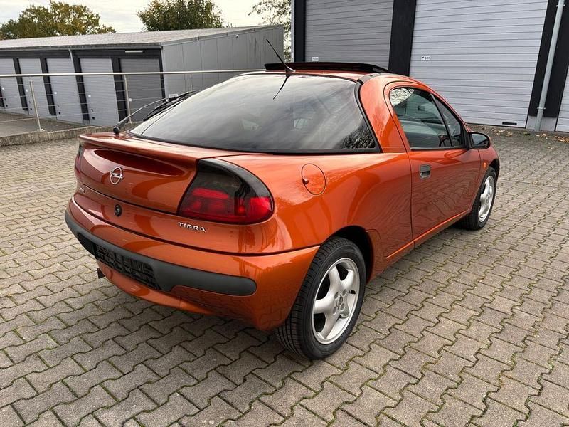 Gebraucht Opel Tigra 90 PS (66 kW) 1995 Orange Coupé