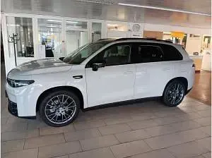 Nouă Leapmotor C10 215 CP (158 kW) 2025 Verde SUV