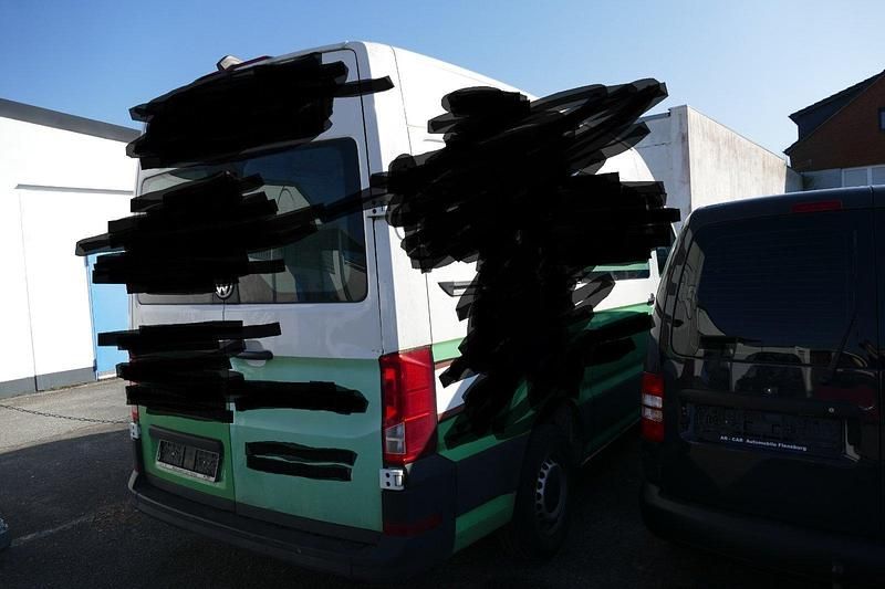 Second-hand VW Crafter 102 CP (75 kW) 2019 Alb Van