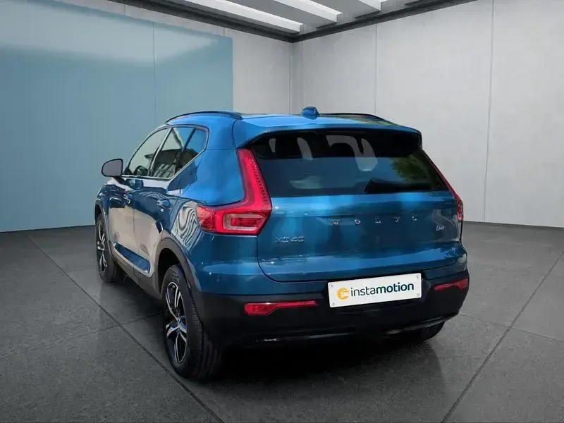 Gebraucht Volvo XC40 Plus 163 PS (119 kW) 2023 Blau SUV