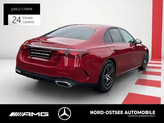 Gebraucht Mercedes E200 AMG 204 PS (150 kW) 2024 Manufaktur lack manufaktur pat Limousine