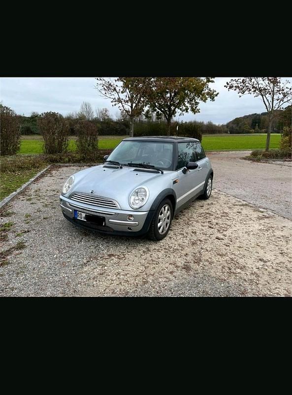 Grau Gebraucht 2002 Mini Cooper Kleinwagen | 800 € (Fairer Preis) - Bild 1/1