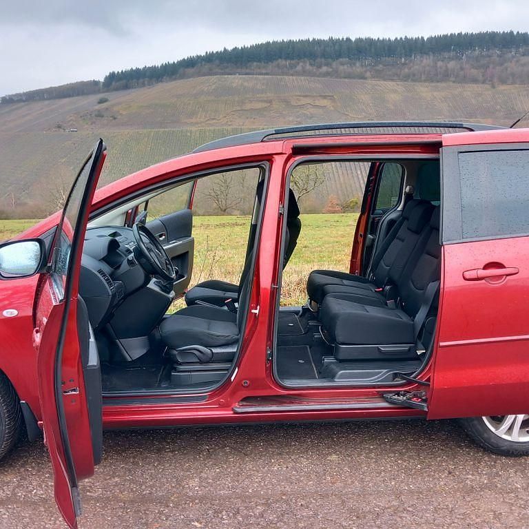 Gebraucht Mazda 5 Exclusive 143 PS (105 kW) 2008 Rot Van / Kleinbus