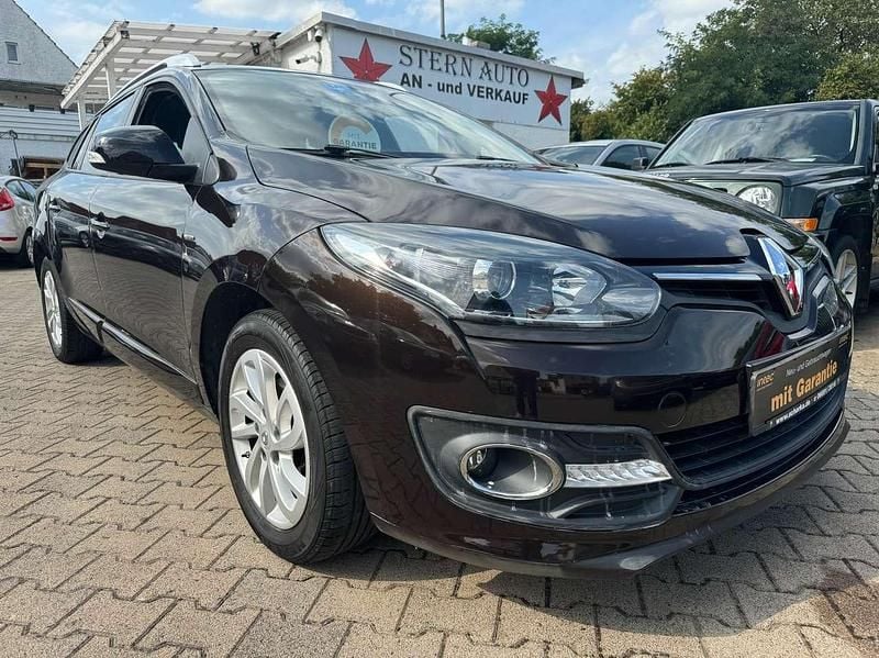 Braun Gebraucht 2016 Renault Mégane GrandTour Kombi | 8.199 € (Fairer Preis) - Bild 1/4