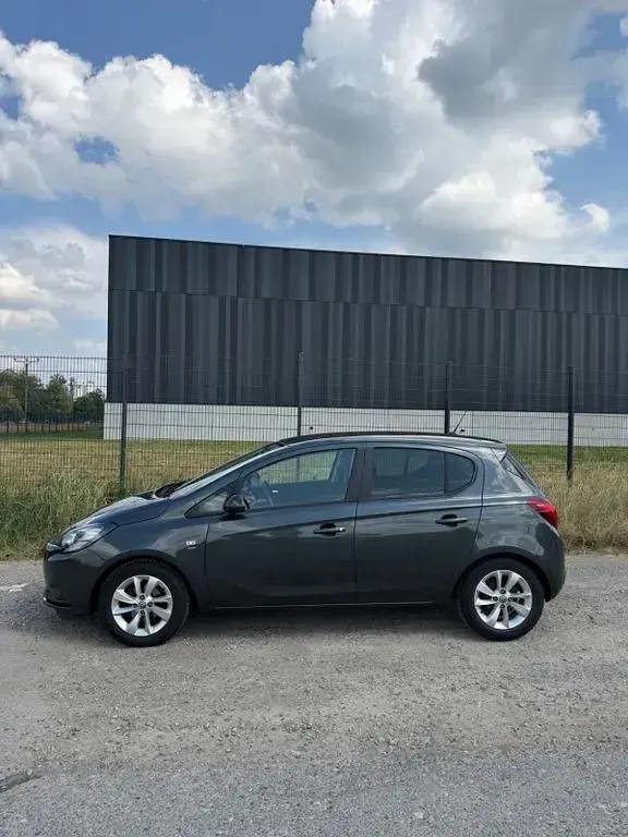 Gebraucht Opel Corsa Edition 90 PS (66 kW) 2017 Grau Kleinwagen