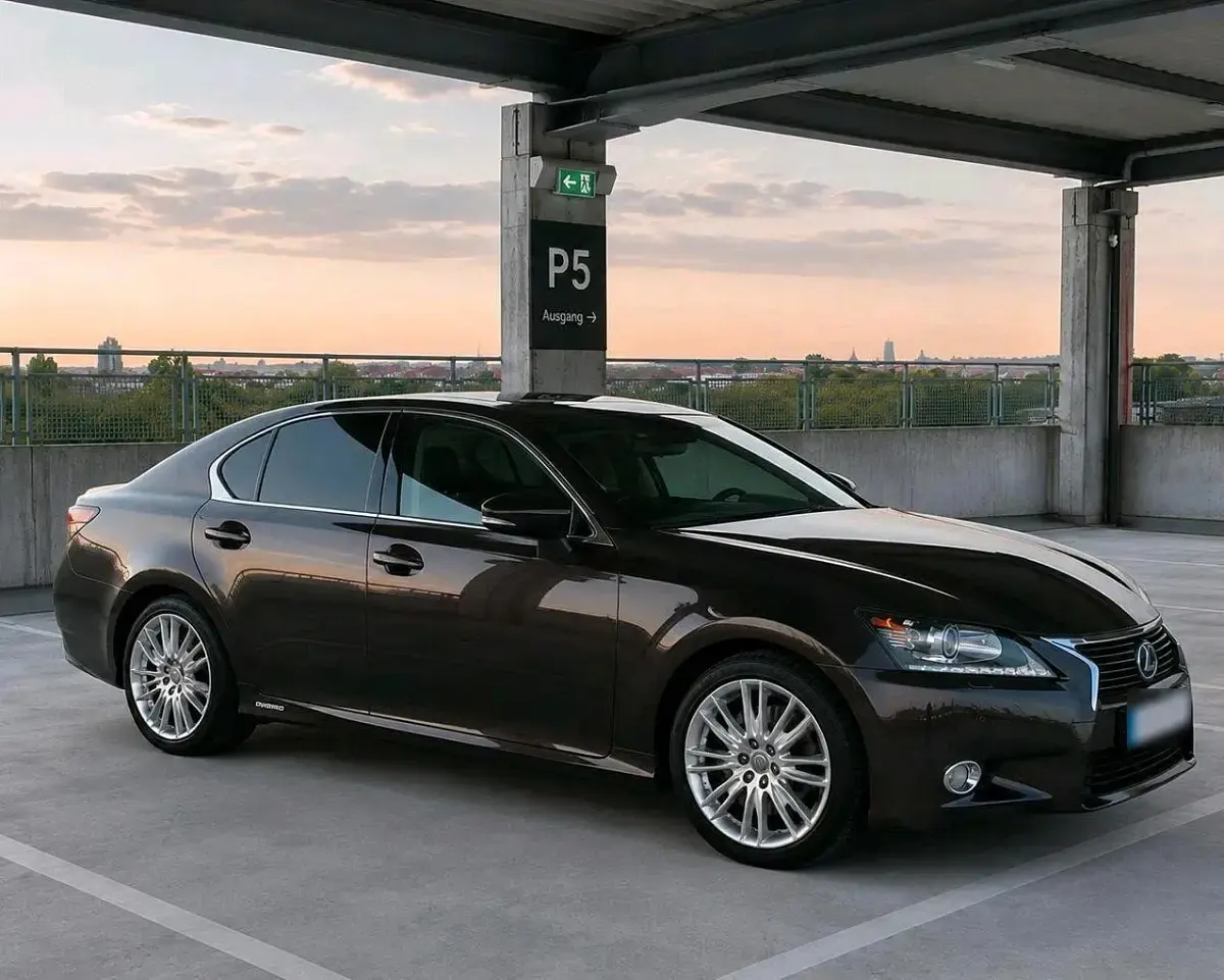 Gebraucht Lexus GS450H 345 PS (253 kW) 2013 Braun Limousine
