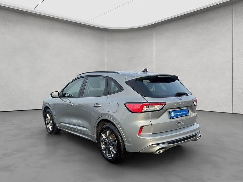 Gebraucht Ford Kuga ST-Line 151 PS (111 kW) 2023 Silber SUV