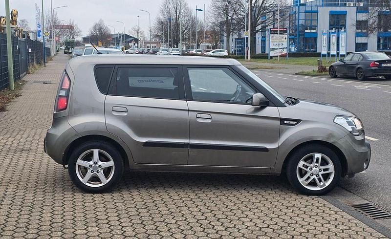 Gebraucht Kia Soul 116 PS (85 kW) 2009 Silber SUV