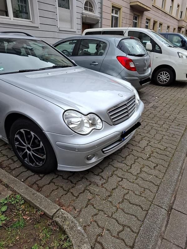 Gebraucht Mercedes C200 122 PS (89 kW) 2005 Silber Kombi
