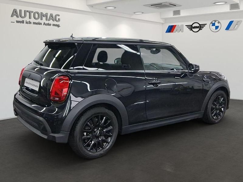 Second-hand Mini ONE 102 CP (75 kW) 2022 Negru Hatchback