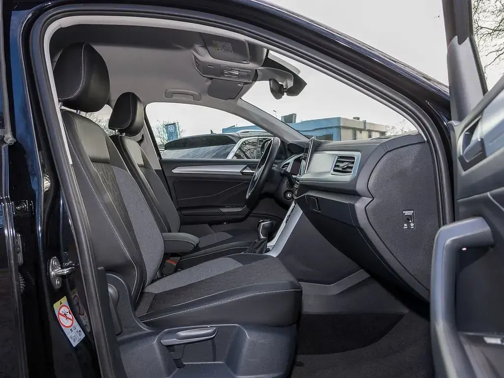 Gebraucht VW T-Roc Goal 150 PS (110 kW) 2025 Deep black perleffekt SUV
