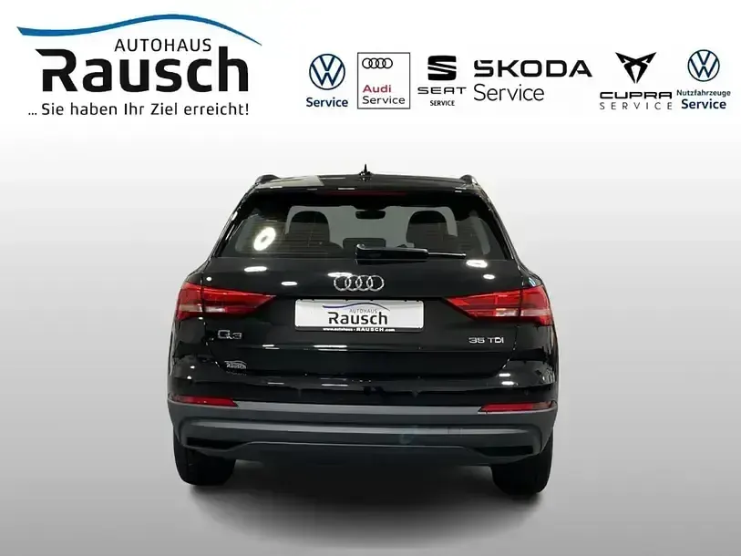 Gebraucht Audi Q3 Comfort 150 PS (110 kW) 2025 Schwarz SUV