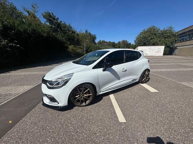 Gebraucht Renault Clio IV R.S. 200 PS (147 kW) 2015 Weiß Kleinwagen