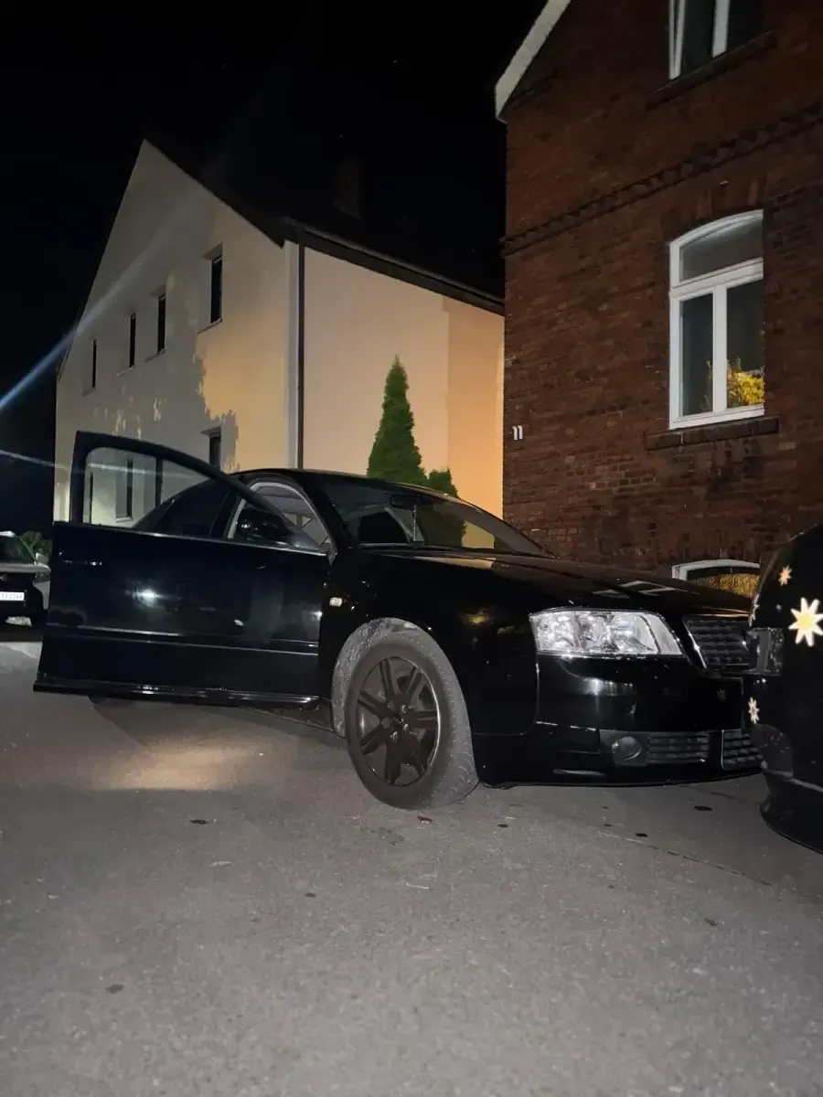 Gebraucht Audi A6 175 PS (128 kW) 2001 Schwarz Limousine