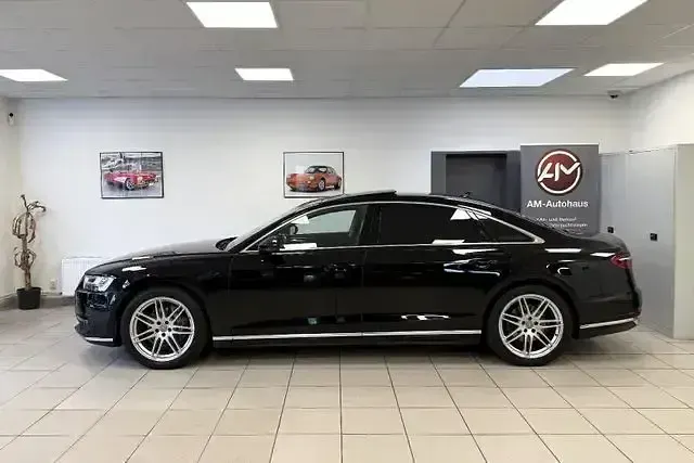 Gebraucht Audi A8L S-Line 286 PS (210 kW) 2020 Brilliantschwarz met. Limousine