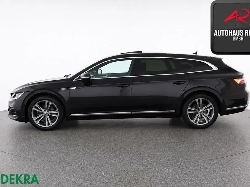 Gebraucht VW Arteon R-line 200 PS (147 kW) 2023 Deep black perleffekt Kombi
