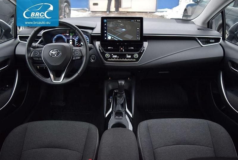 Gebraucht Toyota Corolla Hybrid 98 PS (72 kW) 2024 Silber Limousine