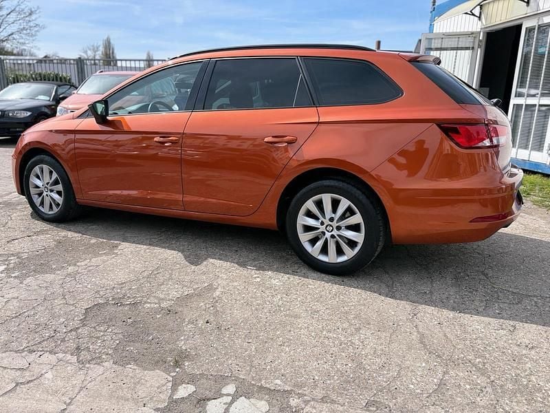 Second-hand Seat Leon ST Style 116 CP (85 kW) 2020 Portocaliu Break