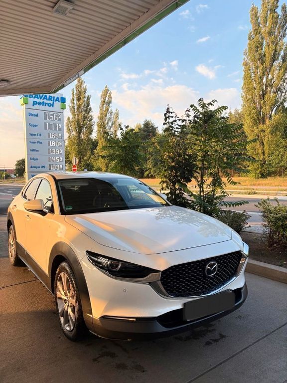 Weiß Gebraucht 2020 Mazda CX-30 Selection SUV | 16.900 € (Superpreis) - Bild 1/4