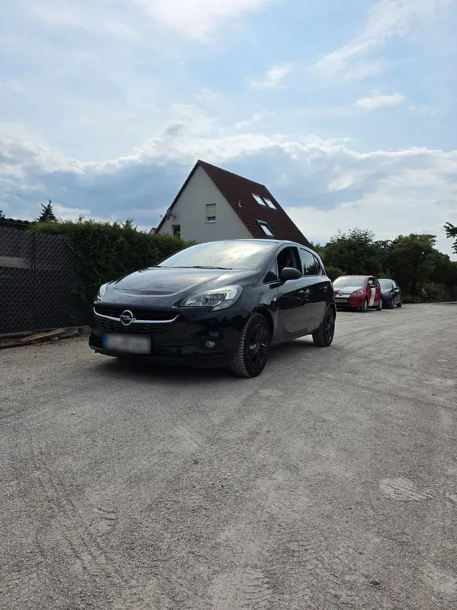 Gebraucht Opel Corsa 90 PS (66 kW) 2017 Schwarz Kleinwagen