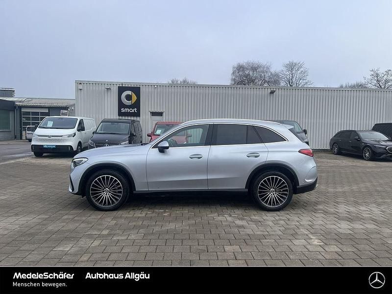 Gebraucht Mercedes GLC220 AMG 197 PS (144 kW) 2022 Silber SUV