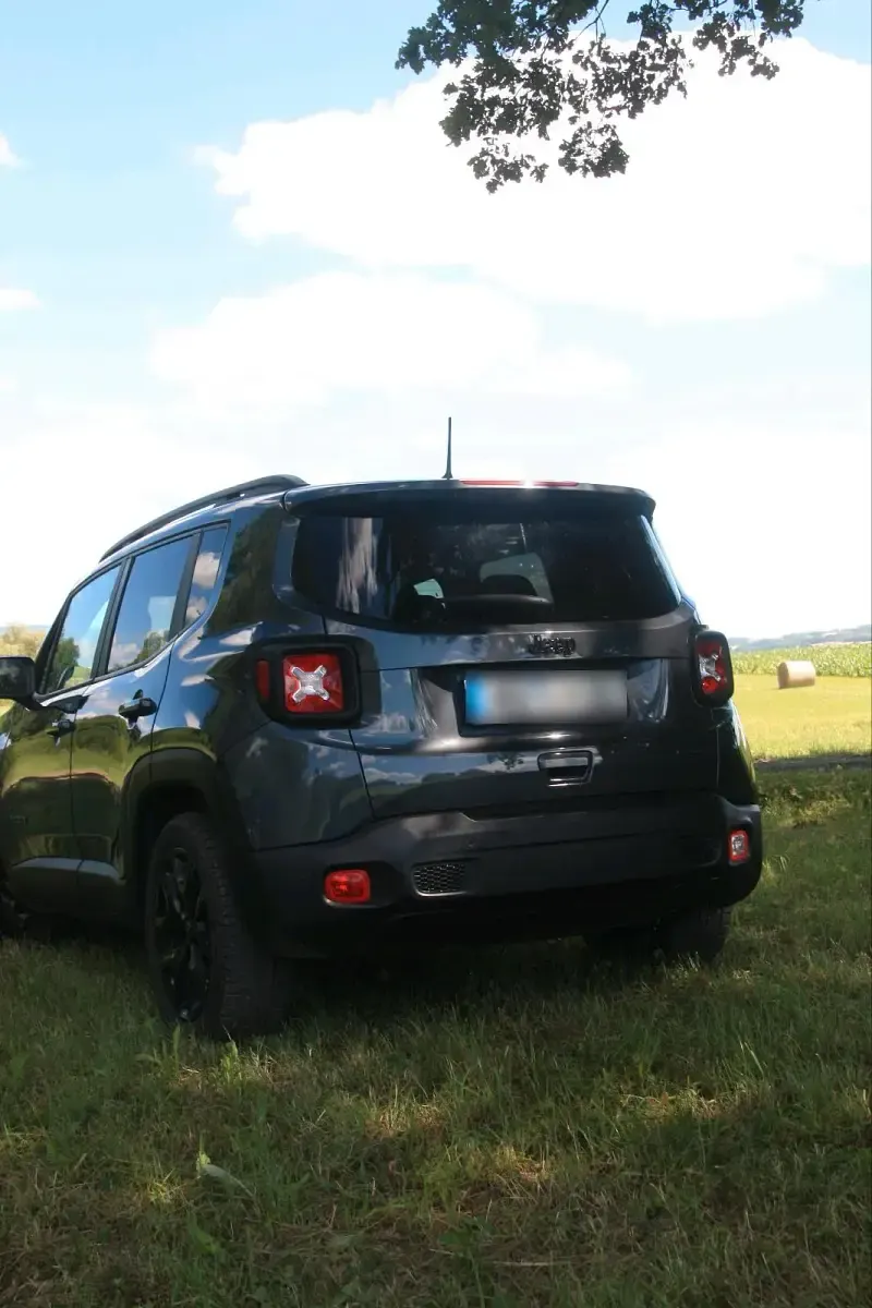 Gebraucht Jeep Renegade Night Eagle 120 PS (88 kW) 2022 Grau SUV