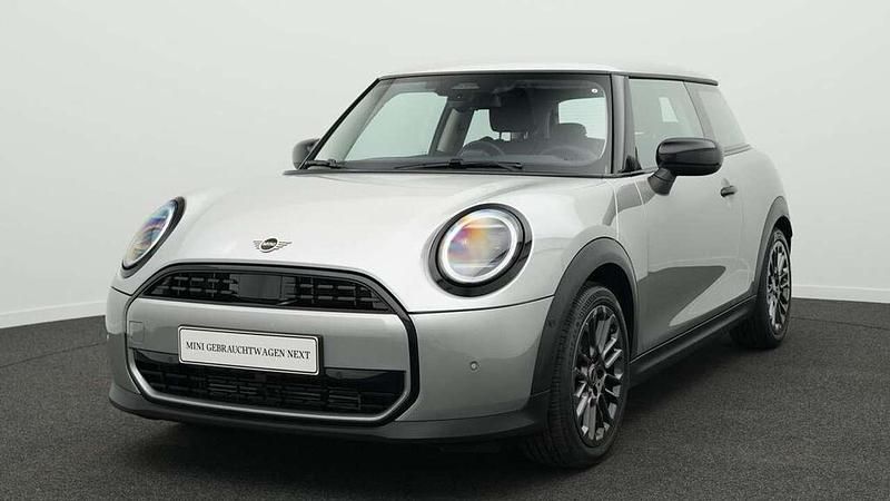Grau Gebraucht 2024 Mini Cooper Classic Kleinwagen | 23.399 € (Guter Preis) - Bild 1/4