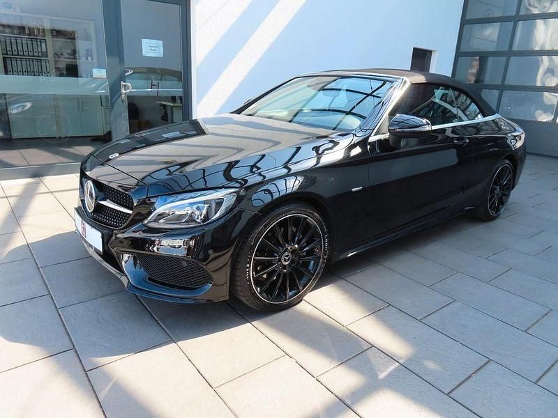 Schwarz Gebraucht 2018 Mercedes C200 AMG Cabrio | 29.890 € (Fairer Preis) - Bild 1/4
