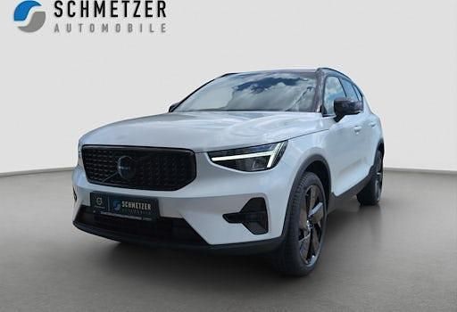 Gebraucht Volvo XC40 Plus 163 PS (119 kW) 2025 Weiß SUV