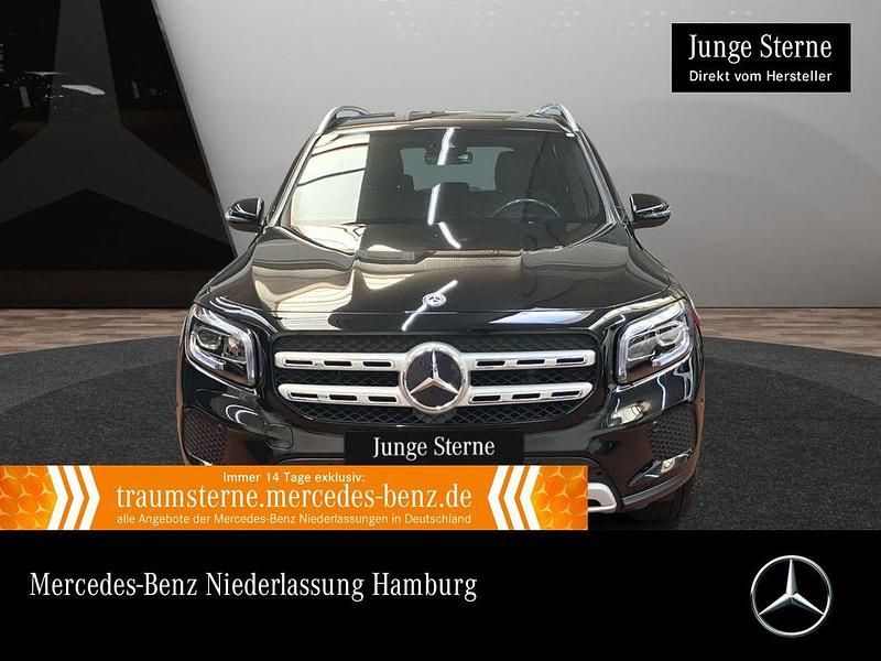 Nachtschwarz Gebraucht 2020 Mercedes GLB200 Style SUV | 29.990 € (Fairer Preis) - Bild 1/3