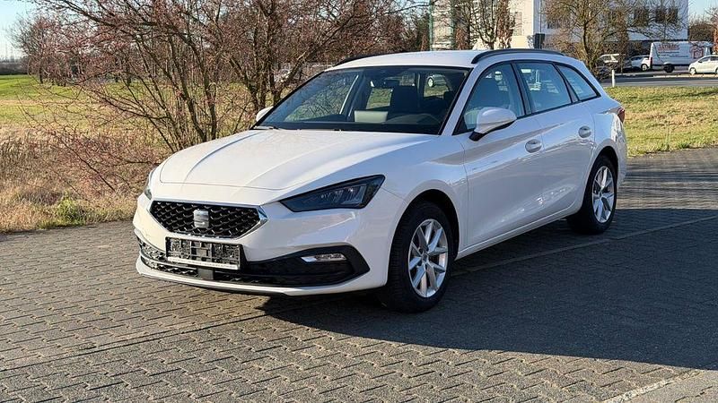 Gebraucht Seat Leon Style 116 PS (85 kW) 2024 Weiß Limousine