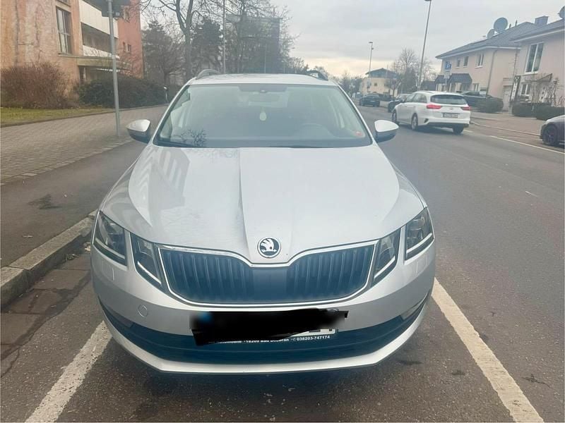 Gebraucht Skoda Octavia 116 PS (85 kW) 2018 Silber Kombi