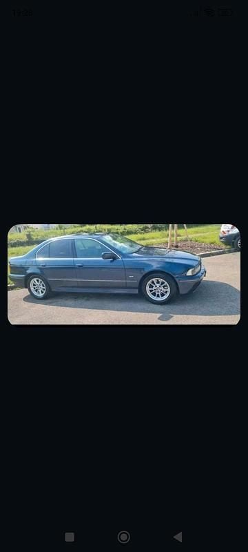 Gebraucht BMW 520 170 PS (125 kW) 2002 Blau Limousine