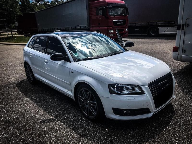 Gebraucht Audi A3 S-Line 170 PS (125 kW) 2011 Weiß Kleinwagen