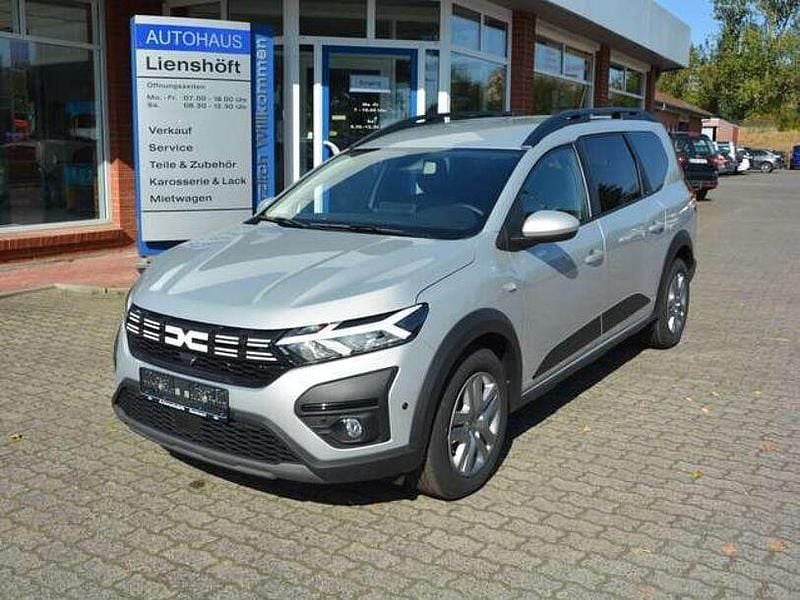 Gebraucht Dacia Jogger Expression 110 PS (80 kW) 2023 Moonstonegrau Van / Kleinbus