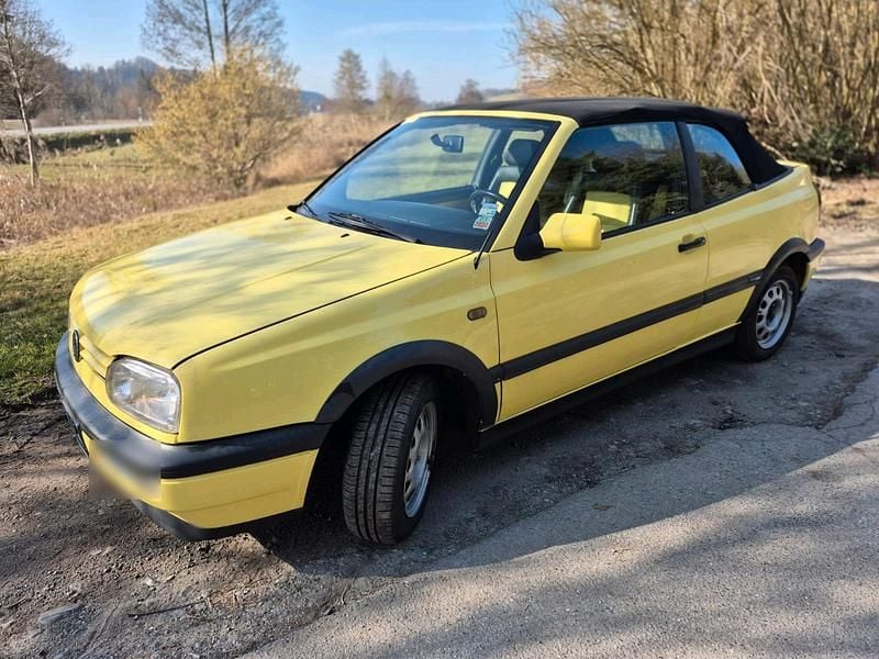 Gebraucht VW Golf Cabriolet 101 PS (74 kW) 1997 Gelb Cabrio