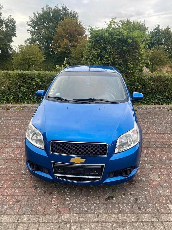 Gebraucht Chevrolet Aveo 101 PS (74 kW) 2010 Blau Kleinwagen