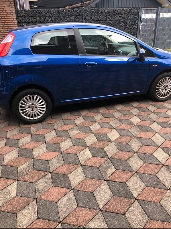 Gebraucht Fiat Punto 95 PS (69 kW) 2007 Blau Kleinwagen