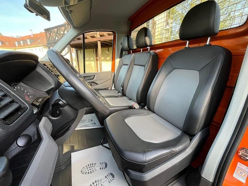 Gebraucht VW Crafter 140 PS (102 kW) 2019 Orange Van